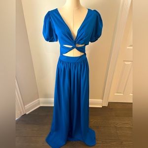 NWT One33 Social Blue Maxie front Cutout Dress 💙